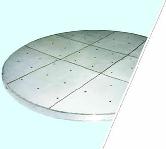A combined type sintered filter disc consists of nine parts